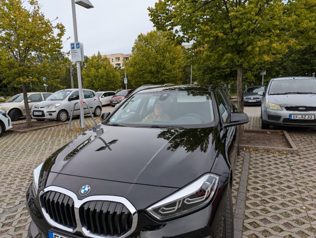 1er-BMW von vorne.